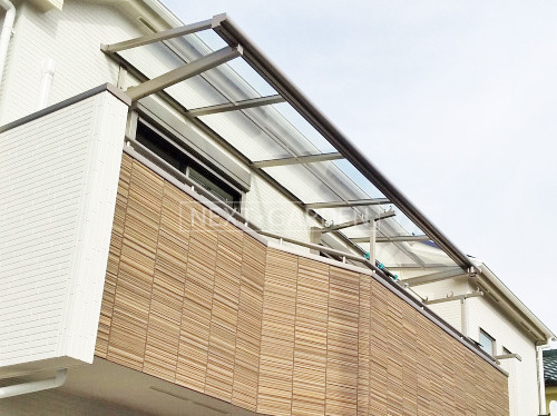 施工例画像：神奈川県 横浜市  柱なしベランダ屋根 LIXILスピーネ2階