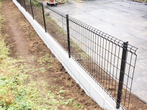 施工例画像：東京都 世田谷区  境界フェンス塀 サンルーム