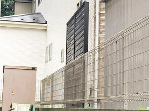 施工例画像：茨城県 取手市  カーポート ヨド物置 目隠しフェンス塀