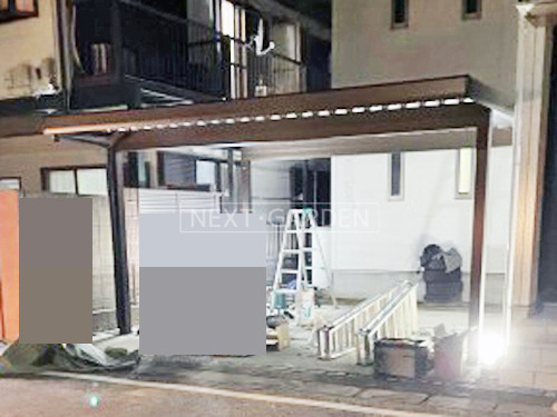 施工例画像：埼玉県 さいたま市  積雪カーポート YKKレオンポートneo横2台