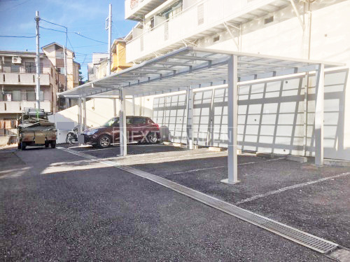 施工例画像：神奈川県 横浜市  カーポート YKKエフルージュグランFIRST横2台