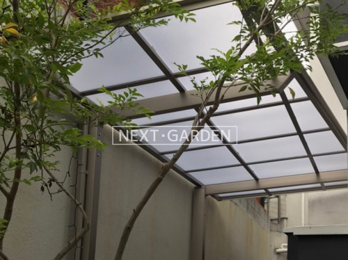施工例画像：神奈川県 横浜市  カーポート１台 LIXIL １階テラス屋根 独立式テラス
