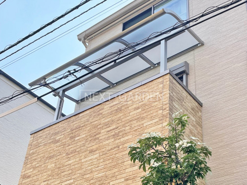 施工例画像：東京都 板橋区  ベランダ屋根 YKKソラリア2階