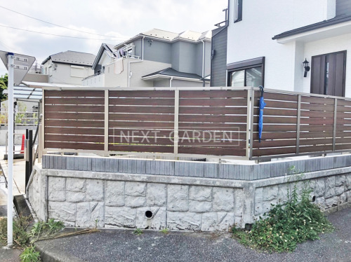 施工例画像：神奈川県 横浜市  雨除け屋根 人工木材ウッドデッキ 目隠しフェンス塀
