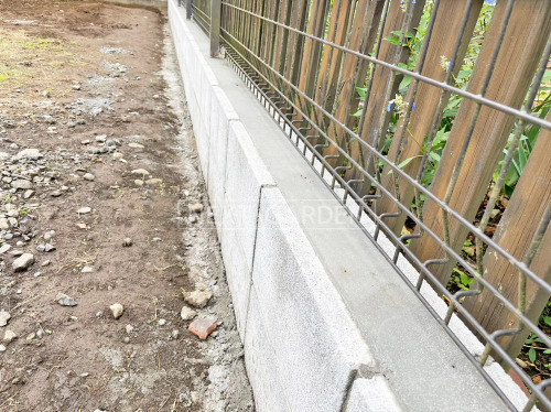 施工例画像：埼玉県 川越市  フェンス分解復旧 コンクリートブロック