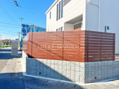 施工例画像：千葉県 美浜区  カーポート 目隠しフェンス塀