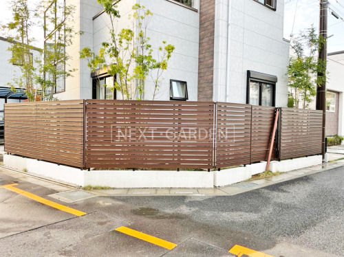 施工例画像：埼玉県 西区  カーポート 目隠しフェンス塀