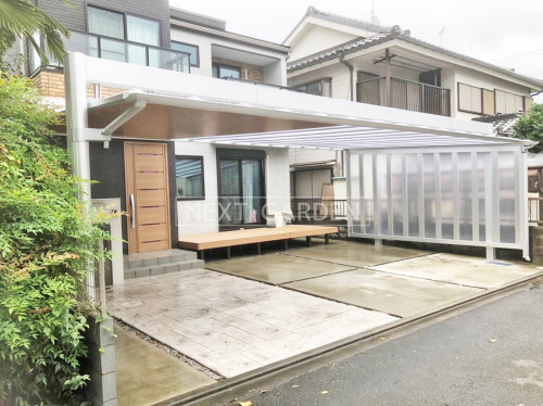 施工例画像：東京都 日野市  カーポート LIXIL木製調アーキフィールドカールーフ横3台