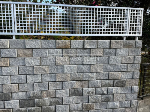 施工例画像：千葉県 若葉区  境界フェンス塀 YKKAP シンプレオ7F型 ブロック積