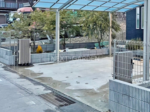 施工例画像：茨城県 つくばみらい市  カーポート 伸縮門扉