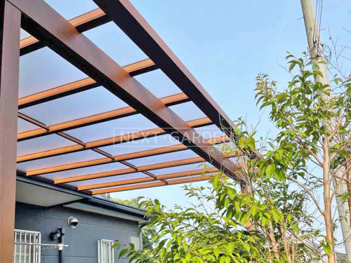 施工例画像：千葉県 四街道市  フル木製調テラス屋根 YKKサザンテラス フレームタイプ1階