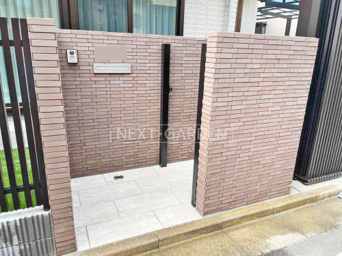施工例画像：東京都 練馬区  新築シンプル クローズ外構