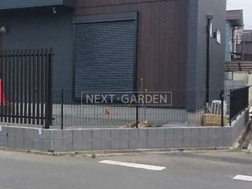 施工例画像：千葉県 富里市  境界フェンス塀 溝蓋(みぞふた) グレーチング