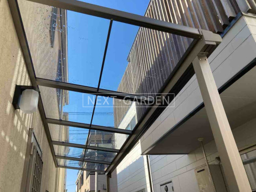 施工例画像：東京都 中野区  1階テラス屋根 LIXIL 独立式 テラスVB