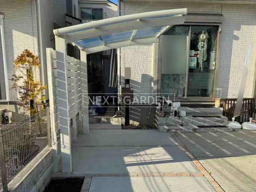 施工例画像：埼玉県 緑区  土間コンクリート サイクルポート 目隠しフェンス塀