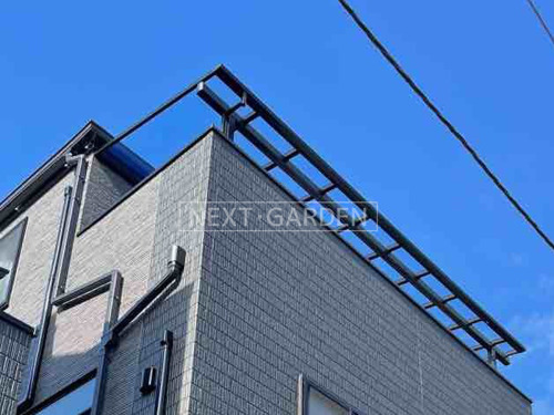 施工例画像：東京都 江戸川区  1階テラス屋根 3階ベランダ屋根