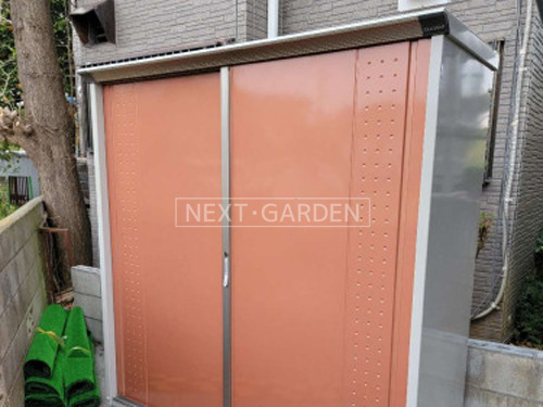 施工例写真 カーポート 物置